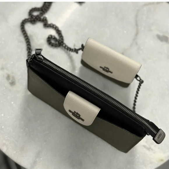 COACH limited crossbody bag - Picture 3 of 7